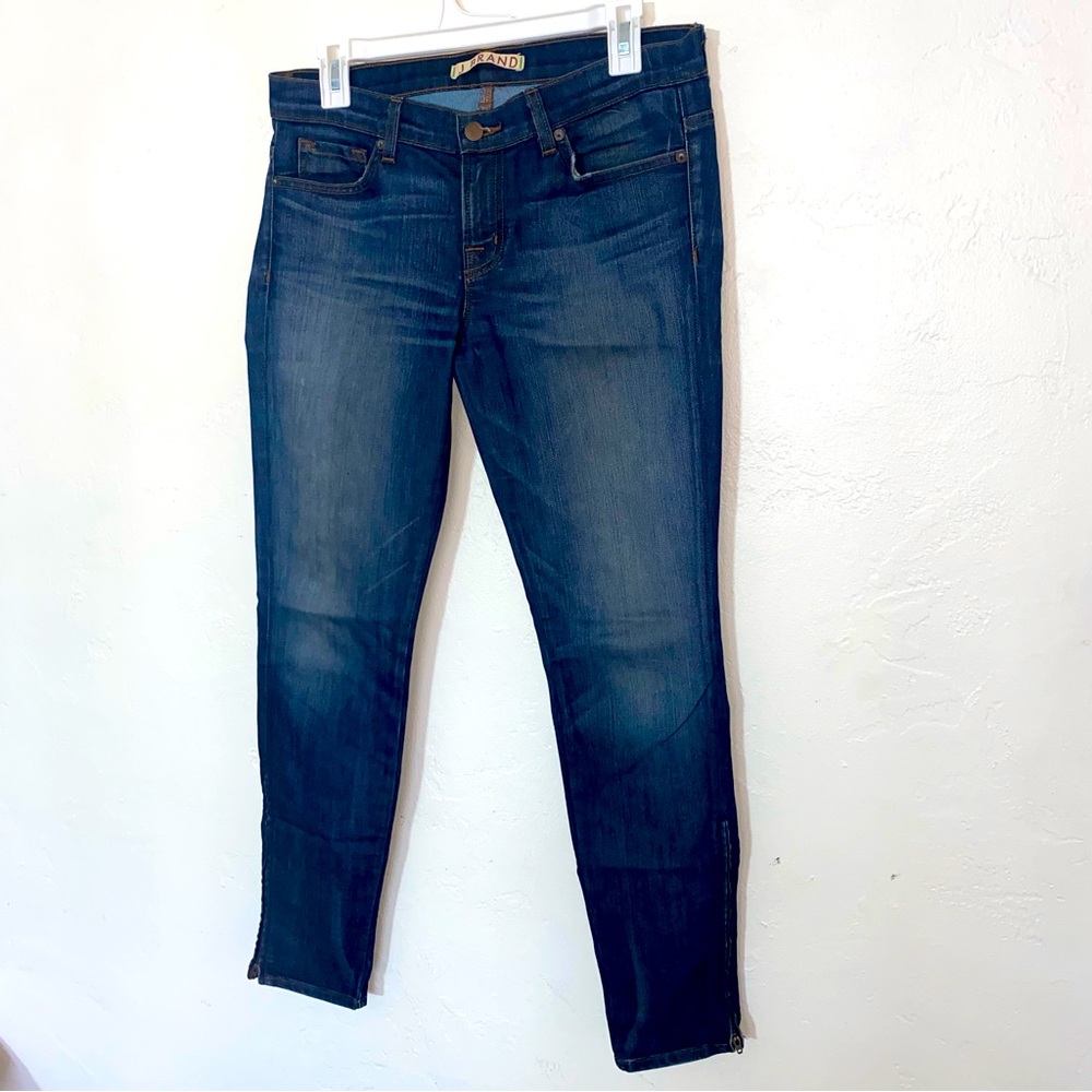 J Brand Zip Ankle Dark Wash Low Rise Jeans Distressed Skinny Jeans in Tyro 29x29